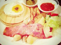 豪华美式早午餐-MEET COFFEE婉约咖啡(宝善公寓店)