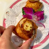 查餐厅又回来了