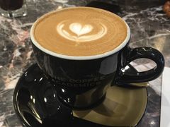 -The Coffee Academïcs(铜锣湾店)