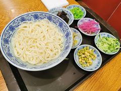 老北京炸酱面-门框胡同百年卤煮(新街口店)