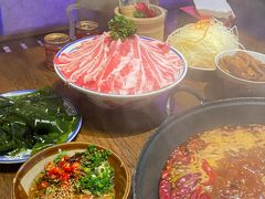 -萍姐火锅·公路夜市(武汉首店)