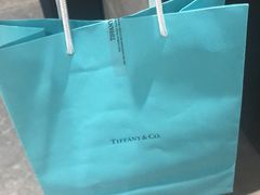 -Tiffany & Co.蒂芙尼
(杭州大厦店)