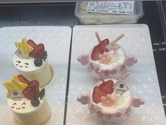 -花花卷卷·鲜食蛋糕(静安久光百货店)