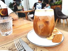 -Mark&Mars Restaurant