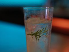 -Whisper Bar 