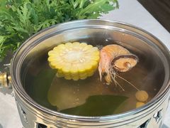 -海鲨湾海鲜会馆(百家湖1912店)