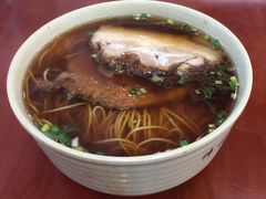 五香大排焖肉面-伟记奥面馆(养育巷店)