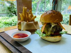 特制牛肉汉堡-EN SPACE恩空间