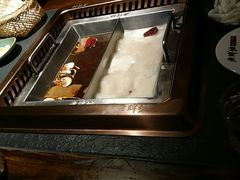-老牌坊云南鱼豆花火锅(哈西万达店)