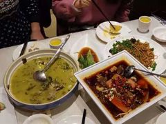 酸菜江团-国人川菜(李家村建东街店)