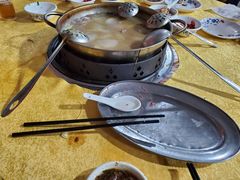 -五洞培记山庄·鲜牛肉火锅