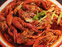 -谭公鱼头·鲜鱼火锅·小龙虾·江湖菜(秀沿路店)