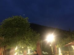 -楠柏弯休闲山庄(梨花溪店)