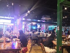 大堂-马路牙子地桌烤肉(工体店)