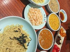 -裕兴记•蟹黄面馆(人民广场店)