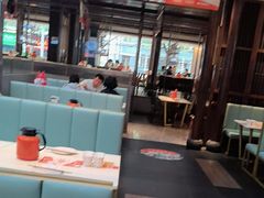 -阿瓦山寨·湘菜现炒·剁椒鱼头王(咸阳总店)