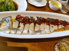 老坛剁椒蒸大白鱼-花舍·新派粤菜·西餐·下午茶(亚运村·鸟巢店)