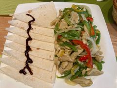 鸡肉蔬菜配墨西哥饼-ALAMEEN阿拉伯餐厅(三里屯店)