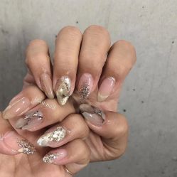 -摩睫+皮肤管理·科学美容中心