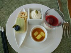 -视界美食自助餐厅·石家庄希尔顿酒店