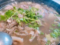 -谢老五跷脚牛肉·非遗传承店