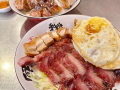 烧肉拼叉烧饭-吾家香港烧腊专门店