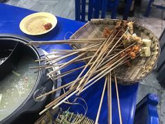 -马路边边·成都串串(翠柏路店)