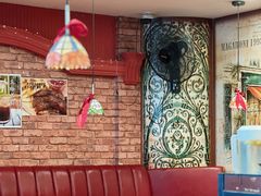 -玛格萝妮比萨屋(陆家浜路店)