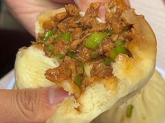 -李与白包子铺(桐梓林店)