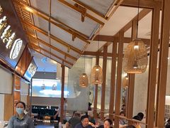 -三人行骨头王火锅(长寿店)