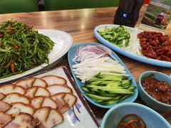 -合合春饼·酱骨·东北菜(潘家园店)
