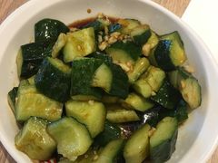 蒜泥黄瓜-泰煌鸡·上海白斩鸡·鸡汤面(万航店)