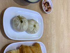 -李与白包子铺(桐梓林店)