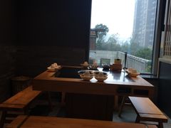 -潘小辣鲜肉老火锅
