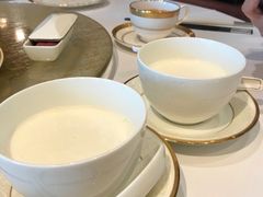 蛋白杏仁茶-唐阁(香港朗廷酒店)
