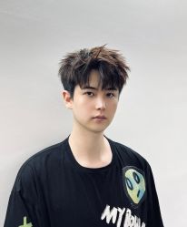 -东方先生国潮男士理发馆