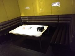 -百威KTV(恒福路店)