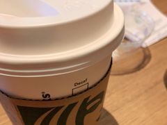 -星巴克臻选(莘庄仲盛店)