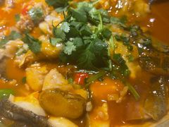 -魏铭鱼头捞饭(晋阳路店)