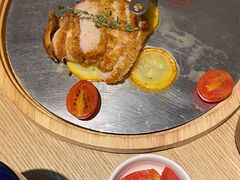 猪颈肉-小大董·烤鸭(王府井apm店)