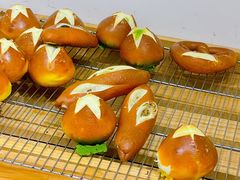 -yeast面包店