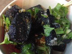 -黑色经典·长沙臭豆腐(粤华路店)
