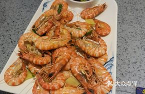 Steamed Deep-Sea Tiger Prawn