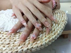 -瞧·享轻奢美甲美睫