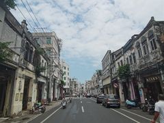 -海口骑楼小吃街