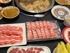 -沸炉重庆老火锅(军事博物馆店)