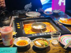 -老牌坊云南鱼豆花火锅(哈西万达店)
