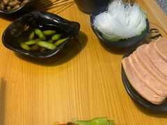 -虾弄弄海派小龙虾·牛羊蝎子火锅