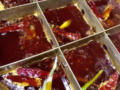 -江湖餐厅–重庆九宫格老火锅