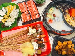 -钢管厂五区小郡肝串串香火锅(梅川路店)